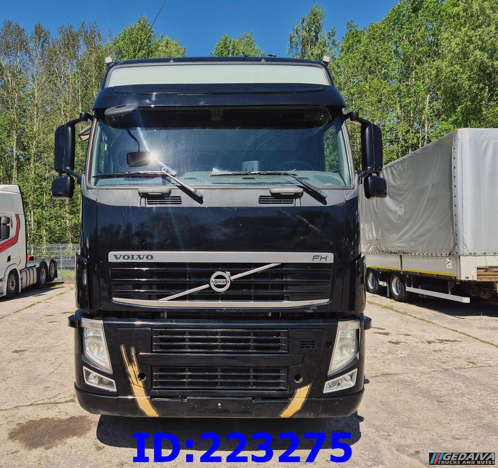 VOLVO FH13 540HP 8X4 (Steering axle) RETARDER - Грузовик-шасси: фото 2 VOLVO FH13 540HP 8X4 (Steering axle) RETARDER - Грузовик-шасси: фото 2
