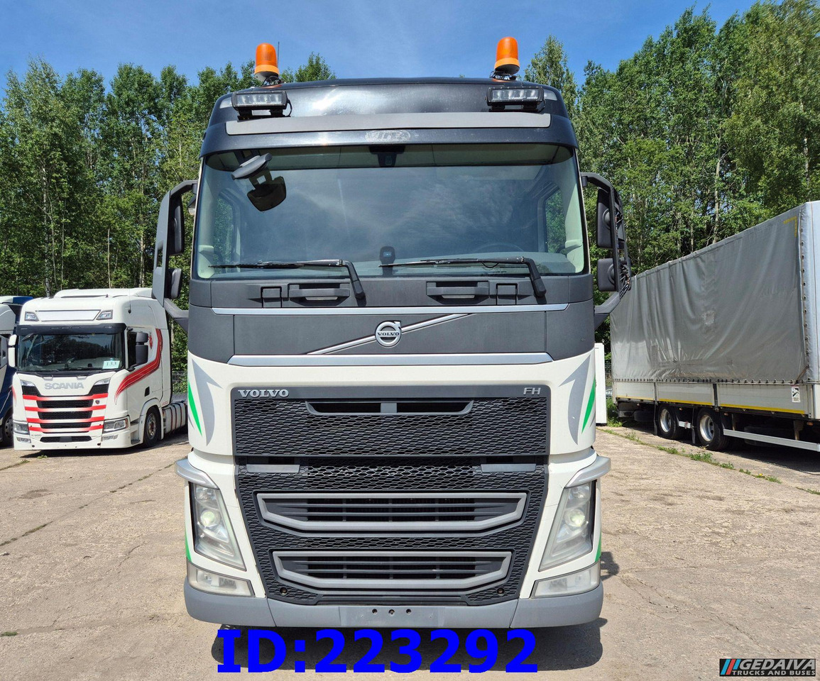 VOLVO FH13 540HP 8x4 Steering axle - Изотермический грузовик: фото 2 VOLVO FH13 540HP 8x4 Steering axle - Изотермический грузовик: фото 2