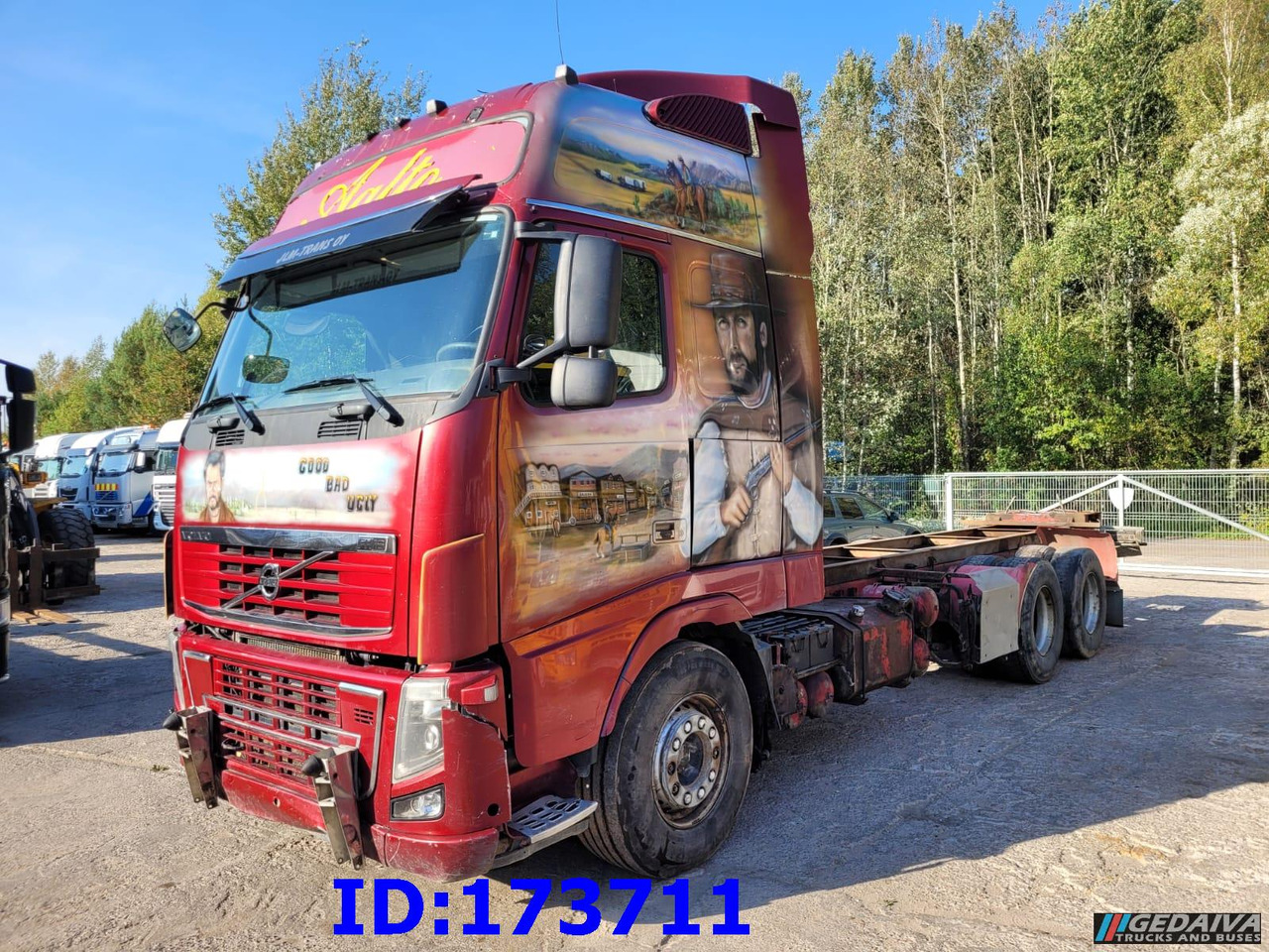 VOLVO FH16 700HP 6x4 Euro5 - Грузовик-шасси: фото 1 VOLVO FH16 700HP 6x4 Euro5 - Грузовик-шасси: фото 1