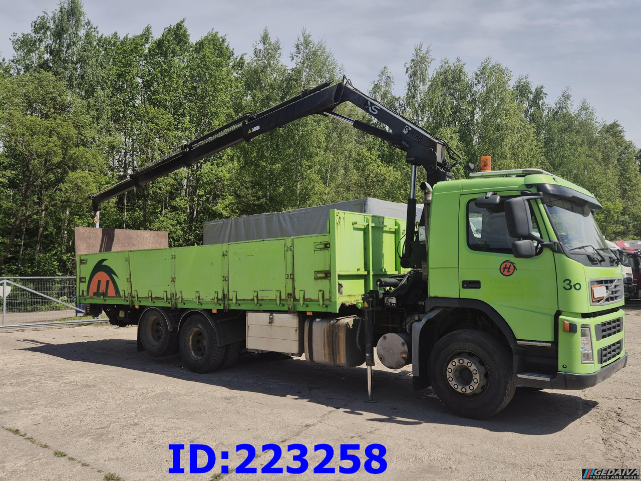 VOLVO FM9 300HP 6x2 + HIAB 144B -3 CL - Грузовик бортовой/ Платформа: фото 4 VOLVO FM9 300HP 6x2 + HIAB 144B -3 CL - Грузовик бортовой/ Платформа: фото 4