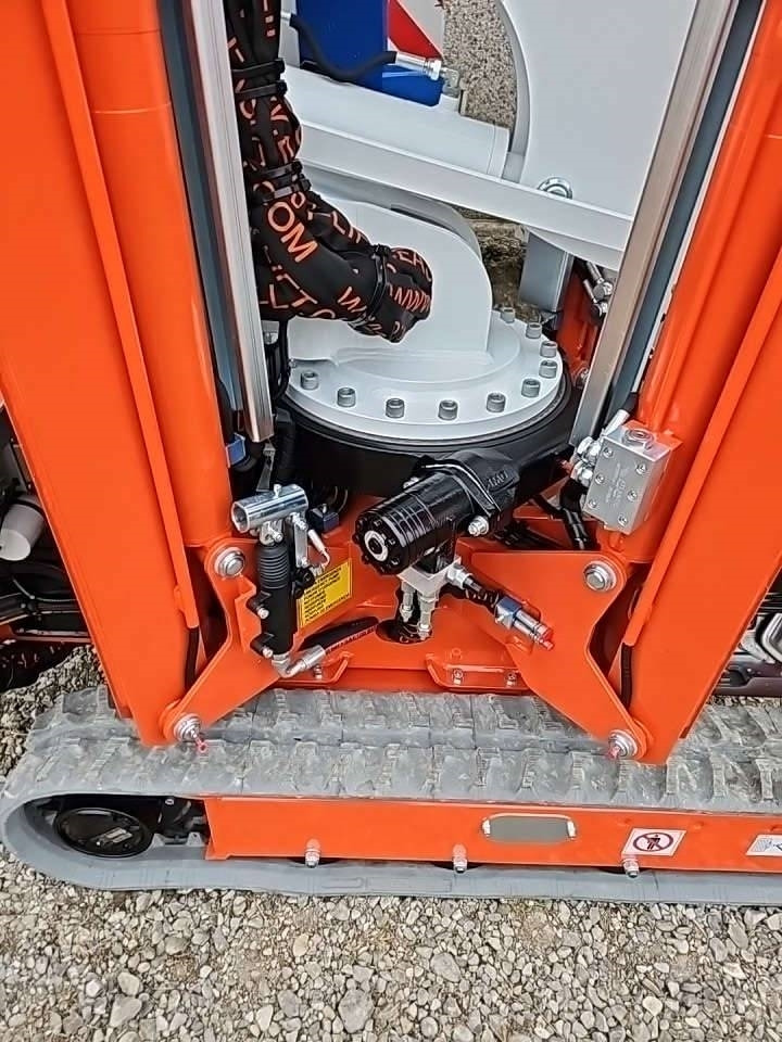 Коленчатый подъемник, Спайдер-вышка EasyLift R180: фото 6