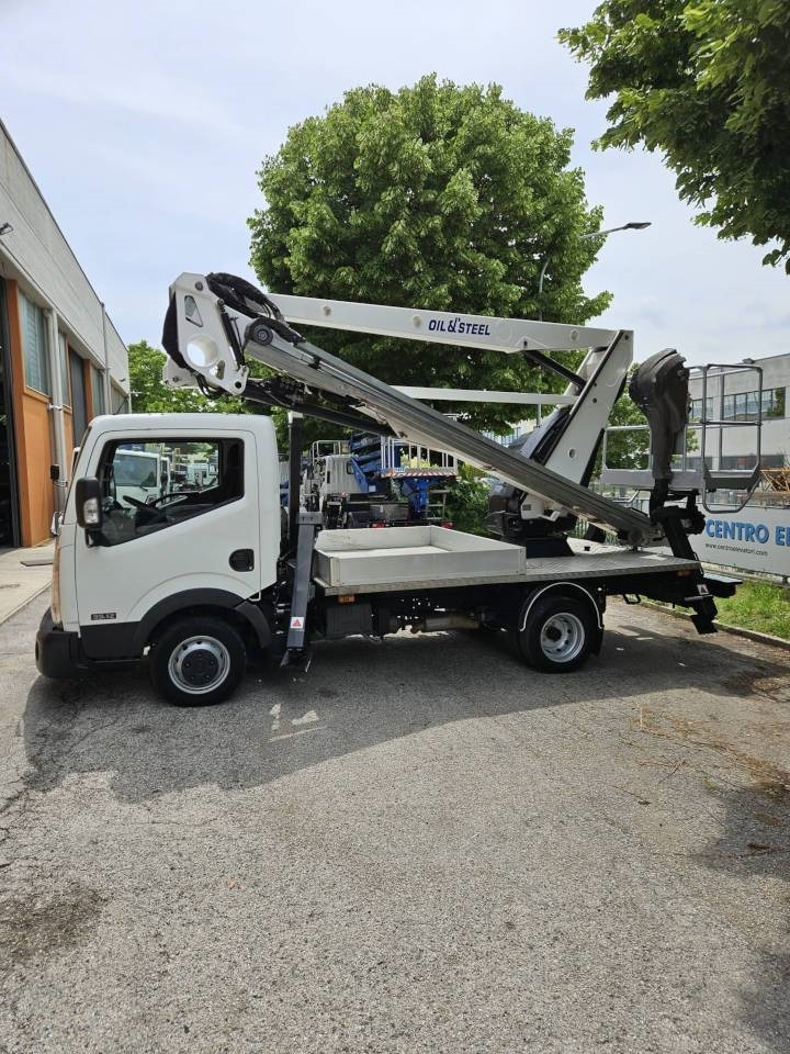 Oil & Steel Snake 21.12 - Грузовик с подъемником: фото 2 Oil & Steel Snake 21.12 - Грузовик с подъемником: фото 2