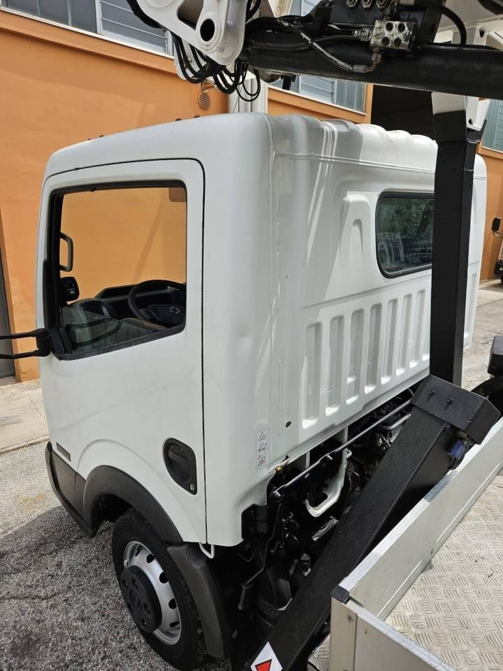 Oil & Steel Snake 21.12 - Грузовик с подъемником: фото 4 Oil & Steel Snake 21.12 - Грузовик с подъемником: фото 4