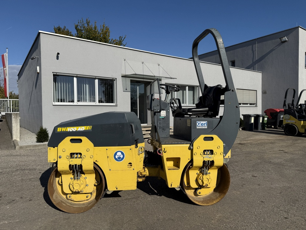 Bomag BW 100 AD-3 (111745) - Дорожный каток: фото 1 Bomag BW 100 AD-3 (111745) - Дорожный каток: фото 1