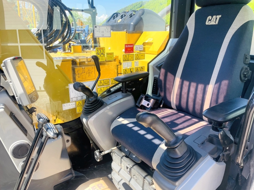 Гусеничный экскаватор Caterpillar 315FLCR (3996): фото 6