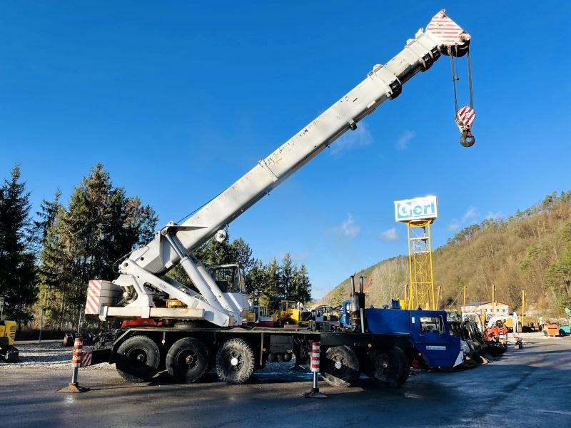 Demag HC200 (3384) - Мобильный кран: фото 3 Demag HC200 (3384) - Мобильный кран: фото 3