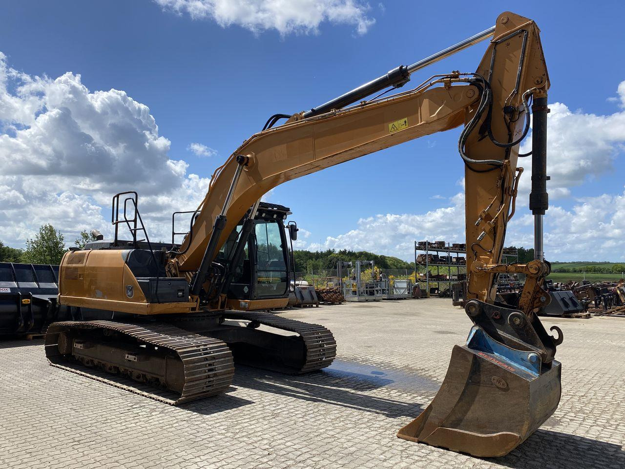 Case CX210C - Гусеничный экскаватор: фото 5 Case CX210C - Гусеничный экскаватор: фото 5