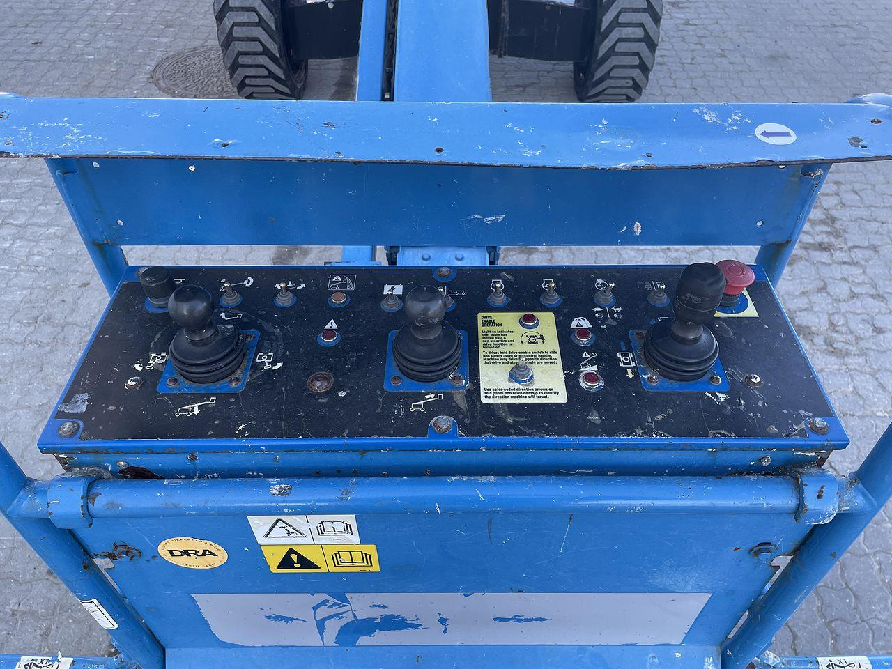 Genie S-60HC - Телескопический подъемник: фото 3 Genie S-60HC - Телескопический подъемник: фото 3