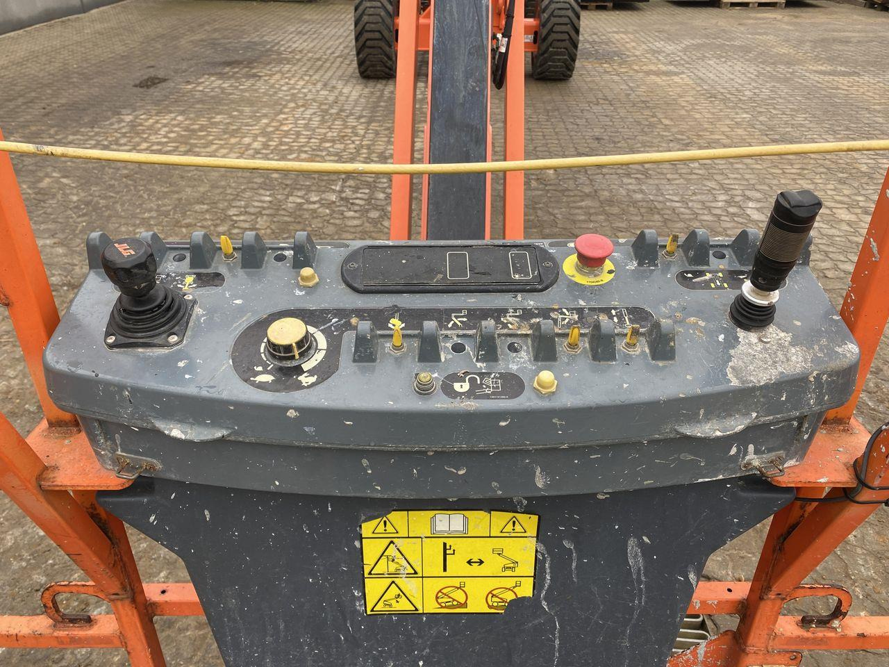 JLG 860HC 3 - Телескопический подъемник: фото 3 JLG 860HC 3 - Телескопический подъемник: фото 3