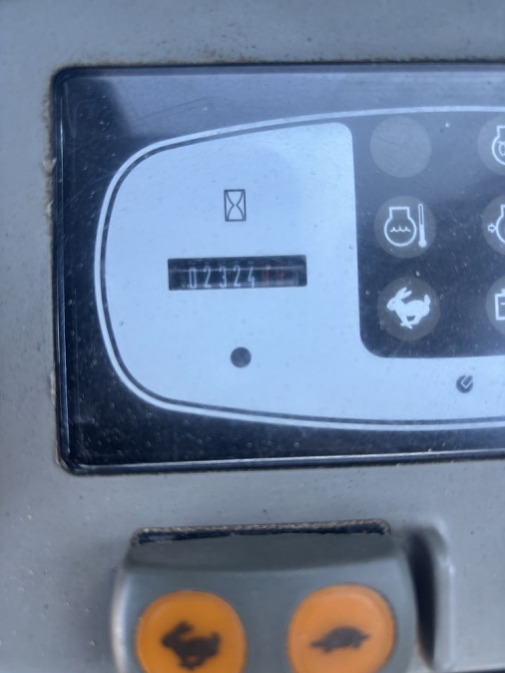 Komatsu PC16R-3HS PROP - Мини-экскаватор: фото 5 Komatsu PC16R-3HS PROP - Мини-экскаватор: фото 5