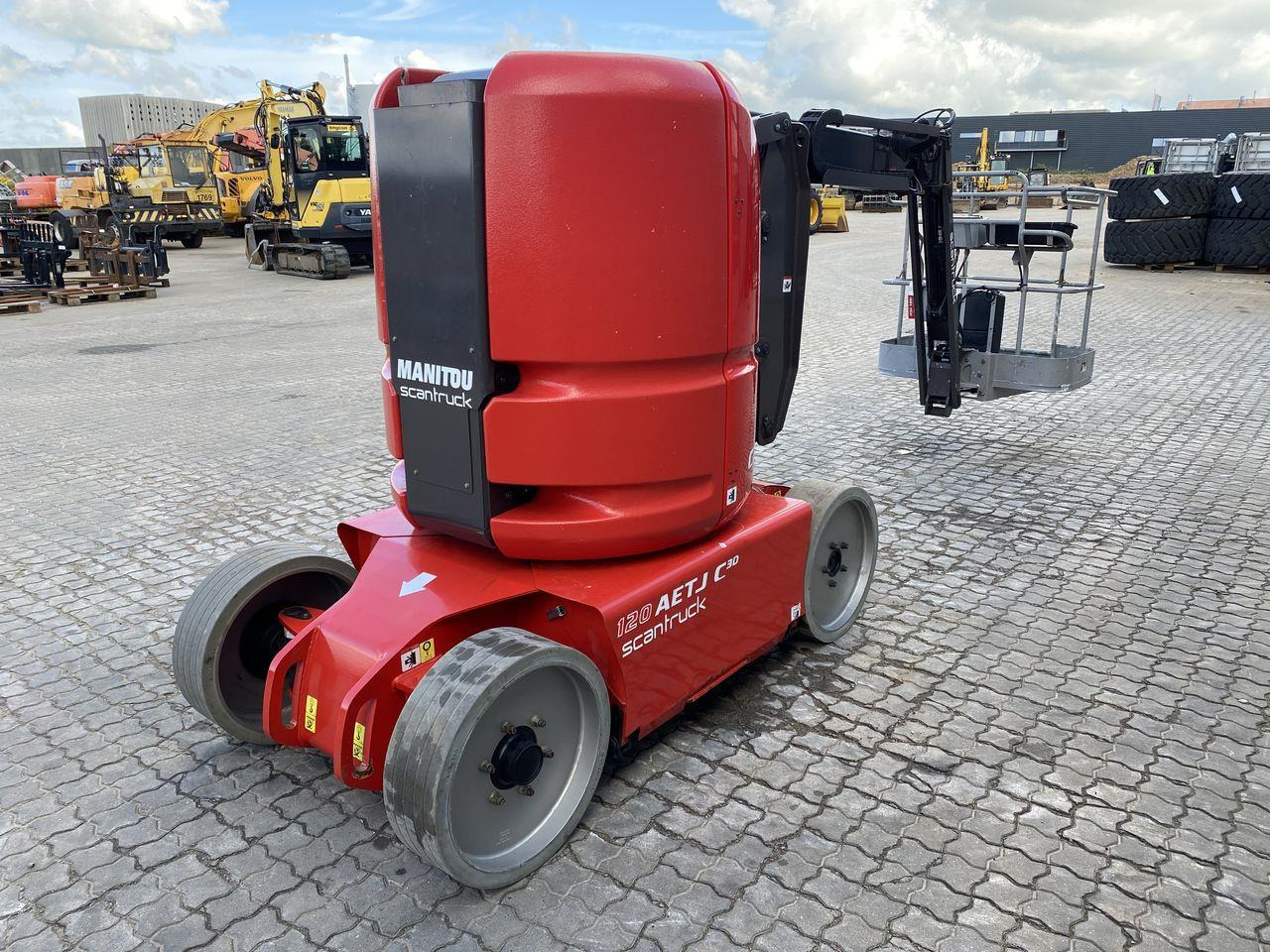 Manitou 120AETJ Compact 3D - Коленчатый подъемник: фото 4 Manitou 120AETJ Compact 3D - Коленчатый подъемник: фото 4