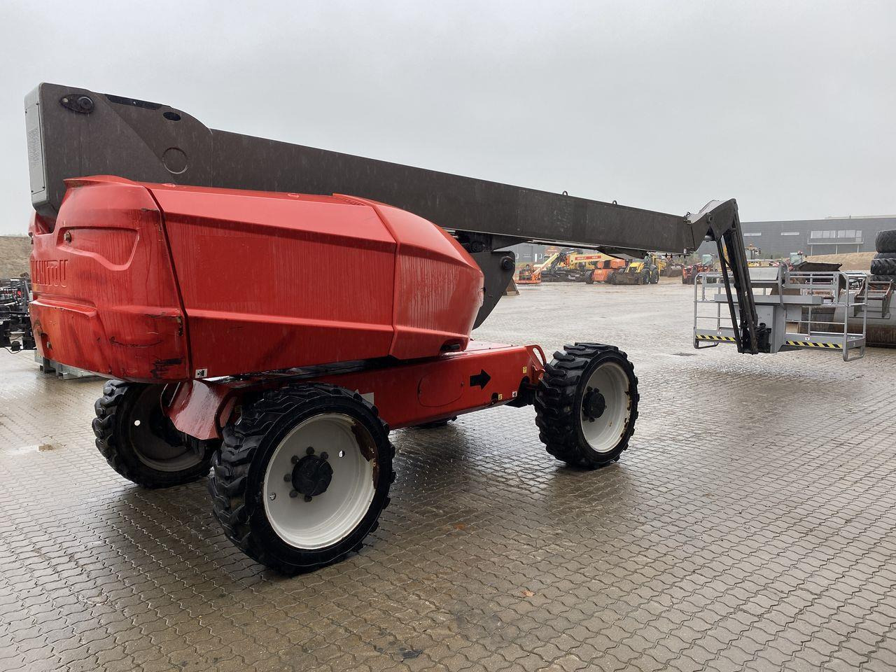 Manitou 260TJ - Коленчатый подъемник: фото 4 Manitou 260TJ - Коленчатый подъемник: фото 4