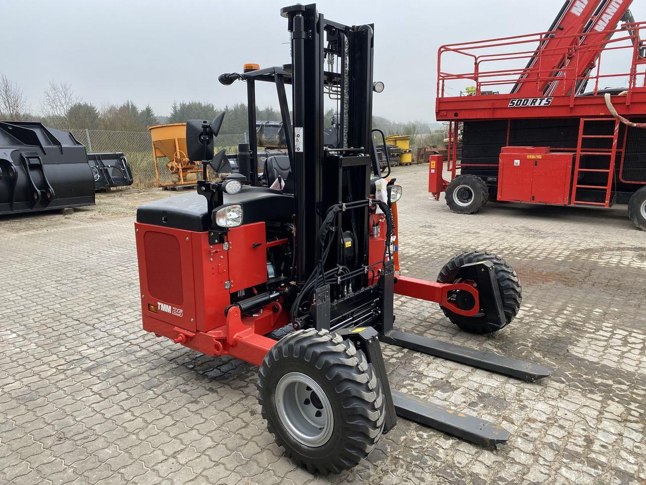 Manitou TMM25K ST5 - Мобильный вилочный погрузчик: фото 5 Manitou TMM25K ST5 - Мобильный вилочный погрузчик: фото 5