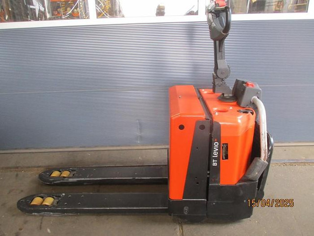BT LPE 200-6 - Тележка: фото 1 BT LPE 200-6 - Тележка: фото 1