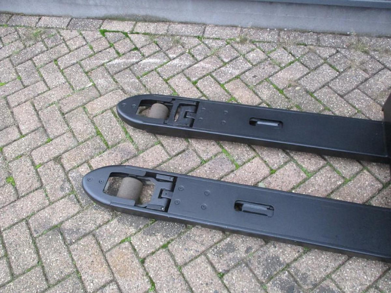 BT LPE200 - Тележка: фото 5 BT LPE200 - Тележка: фото 5