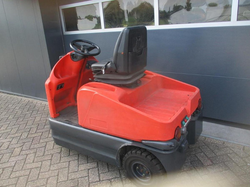 Linde P 60 - Складской тягач: фото 3 Linde P 60 - Складской тягач: фото 3