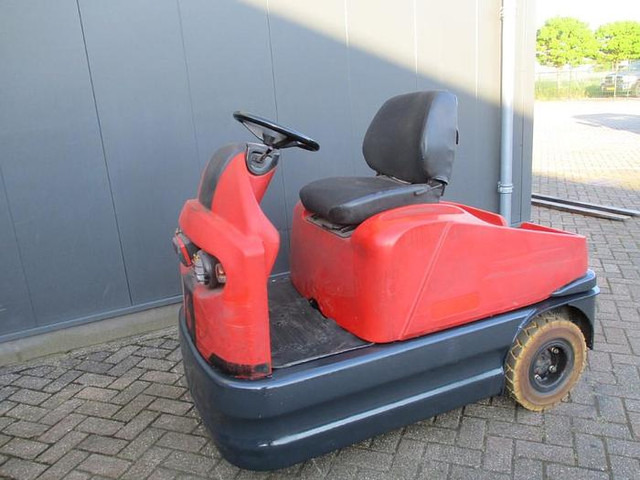 Linde P60 - Складской тягач: фото 3 Linde P60 - Складской тягач: фото 3