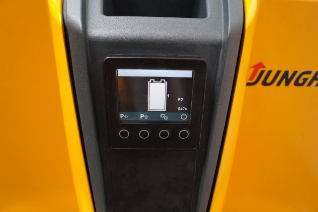 Jungheinrich EJD118 - Штабелер: фото 4 Jungheinrich EJD118 - Штабелер: фото 4