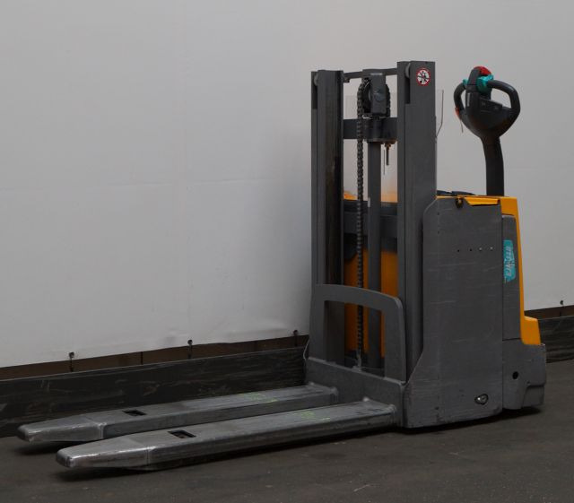 Jungheinrich EJD118 - Штабелер: фото 1 Jungheinrich EJD118 - Штабелер: фото 1