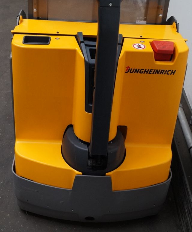 Jungheinrich EJD118 - Штабелер: фото 3 Jungheinrich EJD118 - Штабелер: фото 3