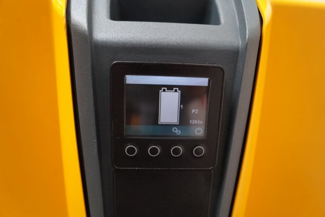 Jungheinrich EJD118 - Штабелер: фото 4 Jungheinrich EJD118 - Штабелер: фото 4