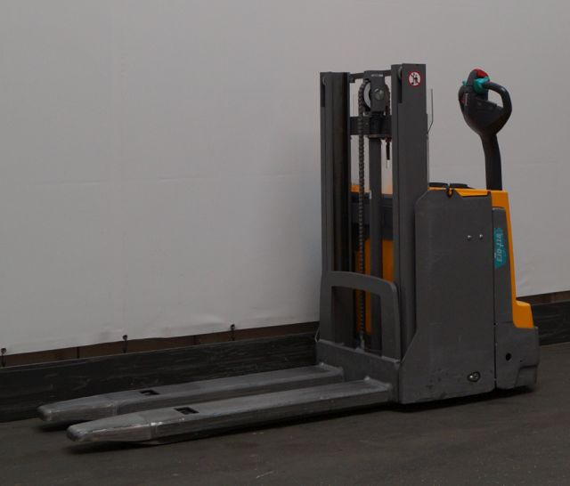 Jungheinrich EJD118 - Штабелер: фото 1 Jungheinrich EJD118 - Штабелер: фото 1