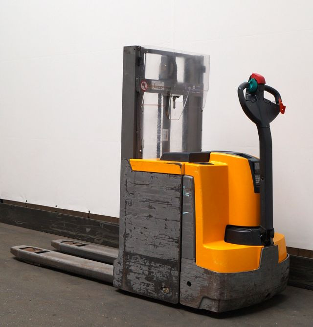 Jungheinrich EJD220 - Штабелер: фото 2 Jungheinrich EJD220 - Штабелер: фото 2