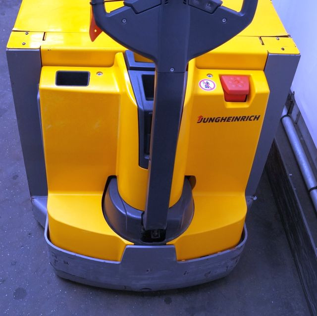 Jungheinrich EJG110 - Штабелер: фото 4 Jungheinrich EJG110 - Штабелер: фото 4