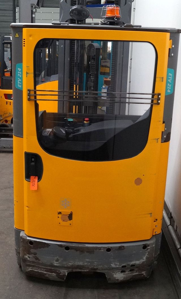 Jungheinrich ETV214 - Ричтрак: фото 3 Jungheinrich ETV214 - Ричтрак: фото 3