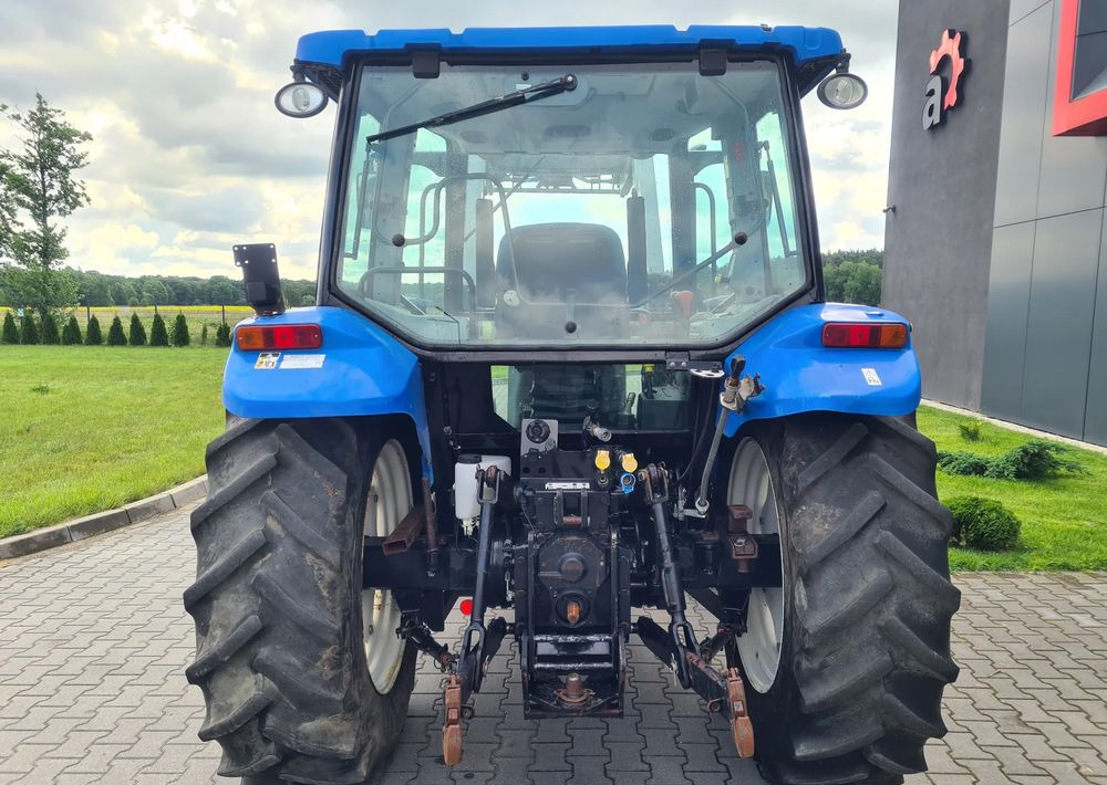 New Holland T5040 - Трактор: фото 5 New Holland T5040 - Трактор: фото 5