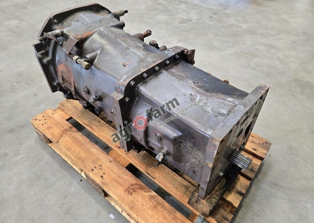 Skrzynia biegów Claas Ares 617, 657, 547, 557, 697 - Коробка передач: фото 3 Skrzynia biegów Claas Ares 617, 657, 547, 557, 697 - Коробка передач: фото 3