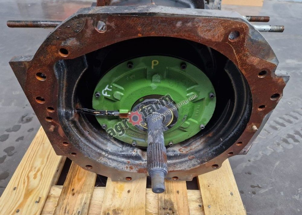 Skrzynia biegów Claas Arion 620 - Коробка передач: фото 4 Skrzynia biegów Claas Arion 620 - Коробка передач: фото 4