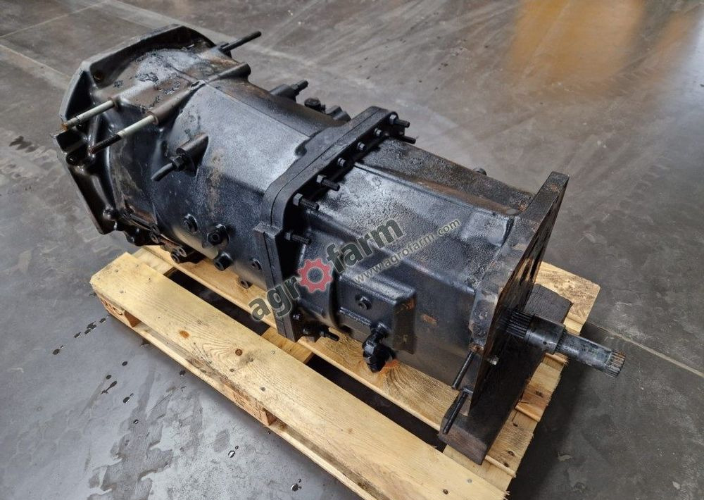 Skrzynia biegów Claas Arion 620 - Коробка передач: фото 1 Skrzynia biegów Claas Arion 620 - Коробка передач: фото 1