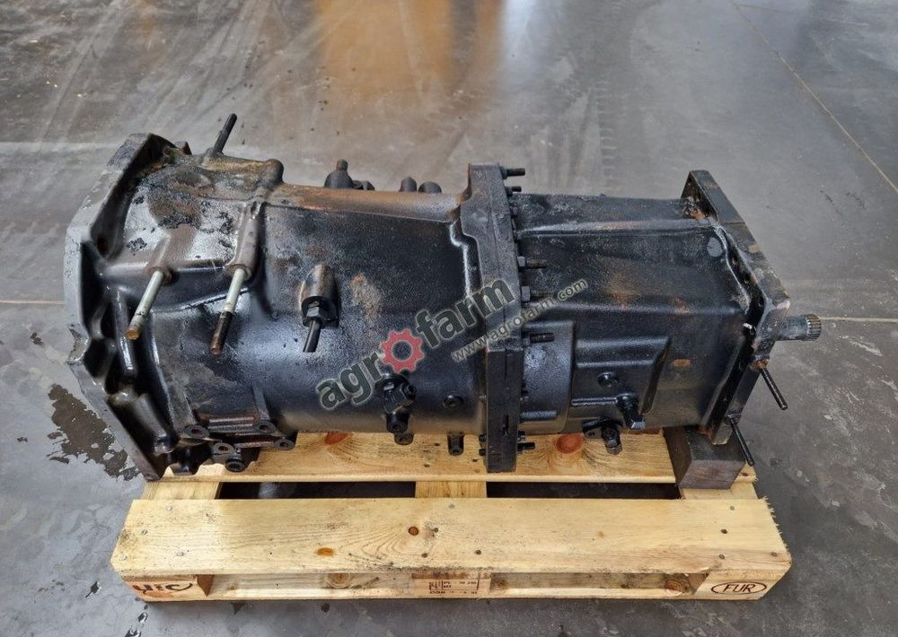 Skrzynia biegów Claas Arion 620 - Коробка передач: фото 2 Skrzynia biegów Claas Arion 620 - Коробка передач: фото 2