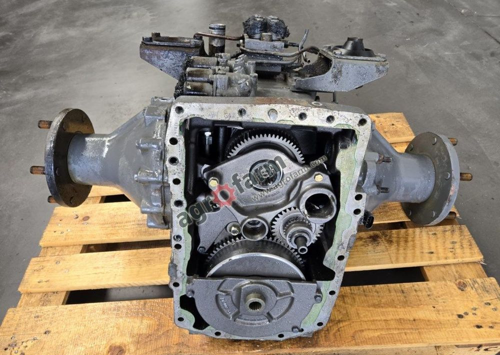 Tylny most Fendt 210 F Vario - Коробка передач: фото 2 Tylny most Fendt 210 F Vario - Коробка передач: фото 2