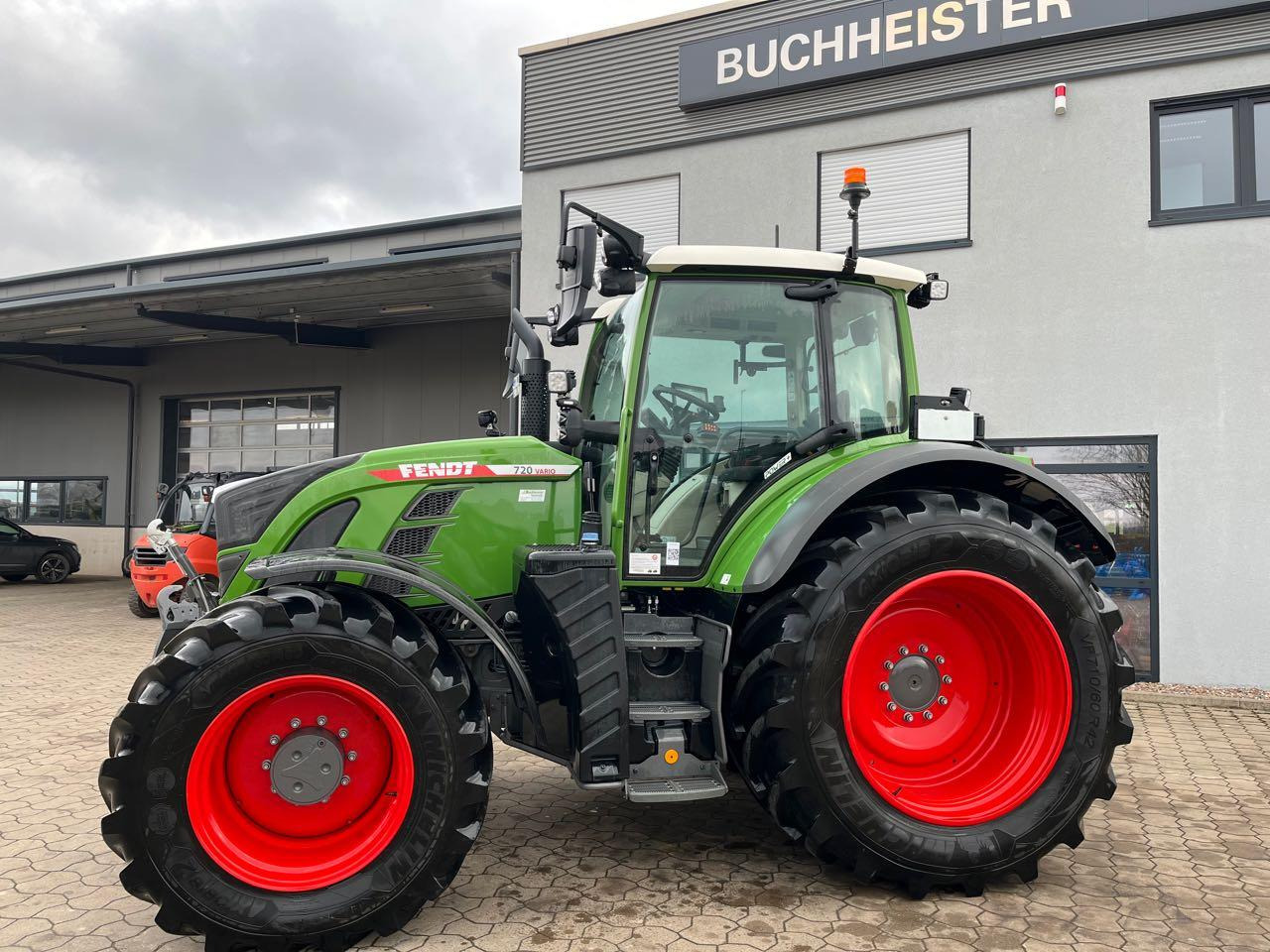 Fendt 720 Vario Gen 6 PowerPlus - Трактор: фото 1 Fendt 720 Vario Gen 6 PowerPlus - Трактор: фото 1