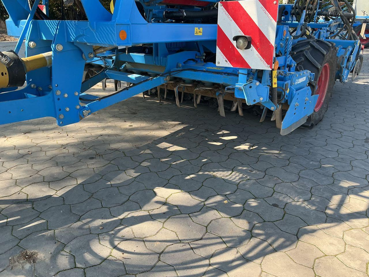 Lemken Compact Solitair 9/300 Z - Посевной комплекс: фото 3 Lemken Compact Solitair 9/300 Z - Посевной комплекс: фото 3