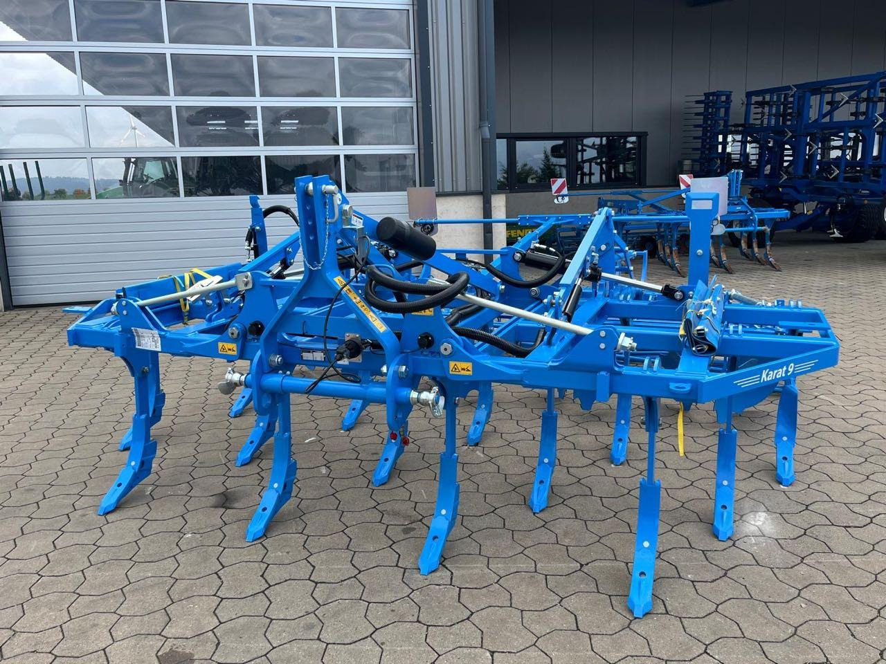 Lemken Karat 9/400 K ; 0%-Finanzierung möglich - Культиватор: фото 1 Lemken Karat 9/400 K ; 0%-Finanzierung möglich - Культиватор: фото 1