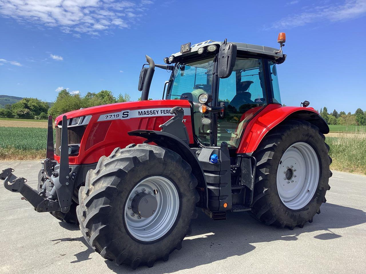 Massey Ferguson 7719 Dyna VT - Трактор: фото 1 Massey Ferguson 7719 Dyna VT - Трактор: фото 1