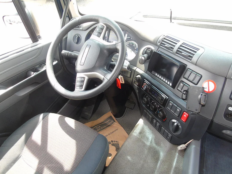 Рефрижератор DAF CF 220 + CARRIER + EURO 6 + LIFT: фото 12