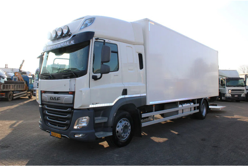 DAF CF 260 + EURO 6 + LIFT - Грузовик с закрытым кузовом: фото 2 DAF CF 260 + EURO 6 + LIFT - Грузовик с закрытым кузовом: фото 2