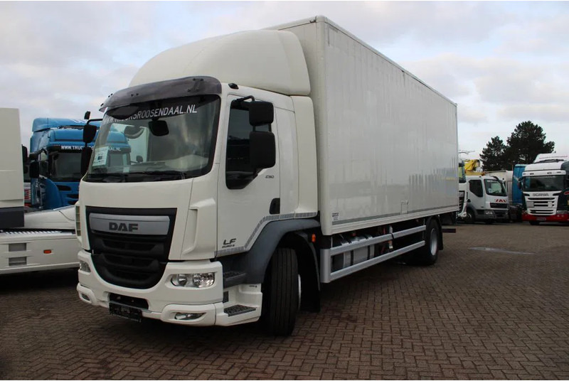 DAF LF 250 + euro 6 + 19T - Грузовик с закрытым кузовом: фото 2 DAF LF 250 + euro 6 + 19T - Грузовик с закрытым кузовом: фото 2