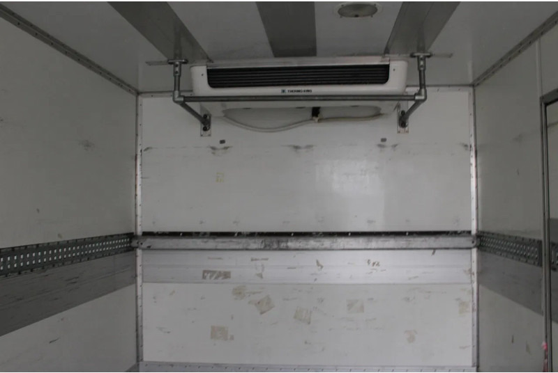 DAF LF 45.130 + EURO 5 + thermo king LOW KM + MANUAL - Рефрижератор: фото 5 DAF LF 45.130 + EURO 5 + thermo king LOW KM + MANUAL - Рефрижератор: фото 5