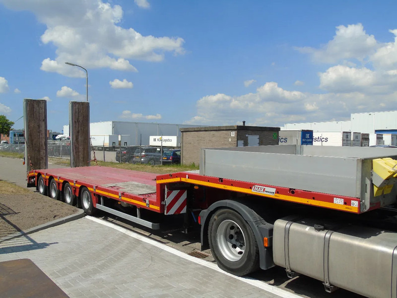 Faymonville 4x AXLE + 6.5 EXTENDABLE + RAMPS FULLY FUNCTIONAL - Полуприцеп-автовоз: фото 2 Faymonville 4x AXLE + 6.5 EXTENDABLE + RAMPS FULLY FUNCTIONAL - Полуприцеп-автовоз: фото 2