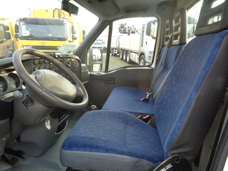 Iveco Daily reserved !!! 40C17 + Manual - Малотоннажный бортовой грузовик: фото 4 Iveco Daily reserved !!! 40C17 + Manual - Малотоннажный бортовой грузовик: фото 4