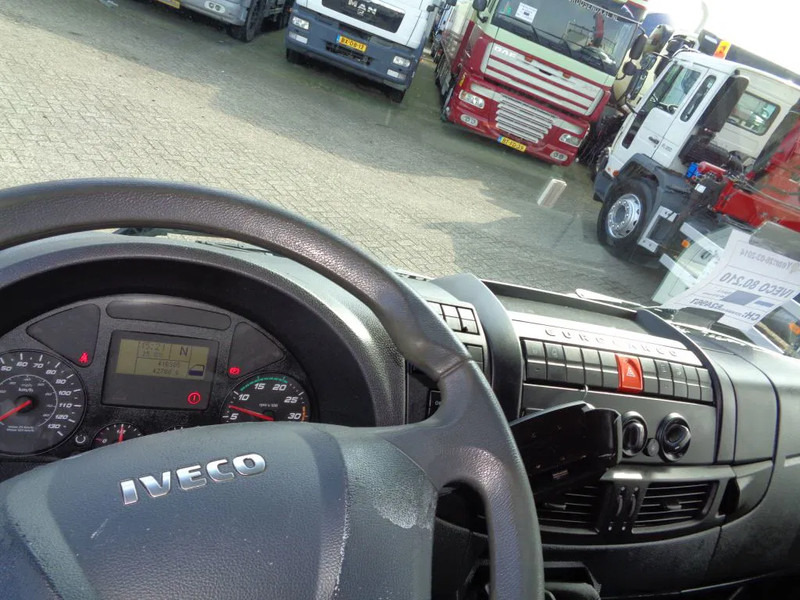 Iveco Eurocargo 80EL21 RESERVED Manual + Euro 6 + Dhollandia Lift - Тентованный грузовик: фото 4 Iveco Eurocargo 80EL21 RESERVED Manual + Euro 6 + Dhollandia Lift - Тентованный грузовик: фото 4