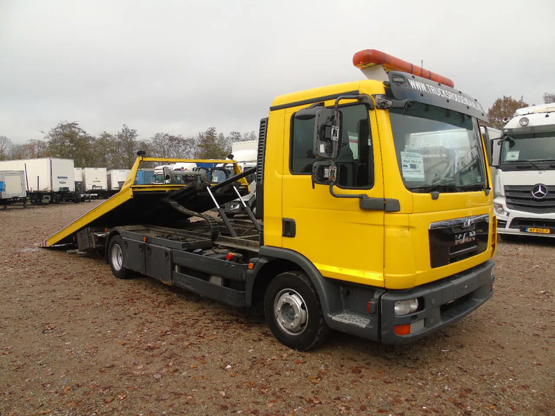 MAN TGL 8.180 + winch + MANUAL + EURO 5 + system working + platform 6 meter - Автовоз: фото 2 MAN TGL 8.180 + winch + MANUAL + EURO 5 + system working + platform 6 meter - Автовоз: фото 2