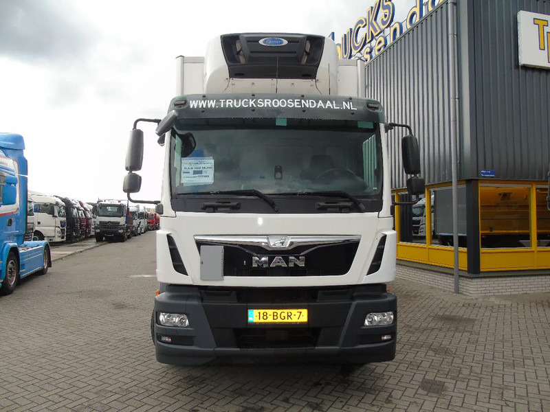 MAN TGM 18.250 + carrier supra 850euro 6 + lift + 19T - Рефрижератор: фото 3 MAN TGM 18.250 + carrier supra 850euro 6 + lift + 19T - Рефрижератор: фото 3