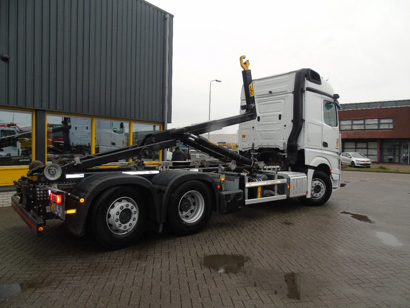 Mercedes-Benz Actros 2548 + 6x2 + RETARDER + 132.000km + 20TON HOOK HYVA - Крюковой мультилифт: фото 3 Mercedes-Benz Actros 2548 + 6x2 + RETARDER + 132.000km + 20TON HOOK HYVA - Крюковой мультилифт: фото 3