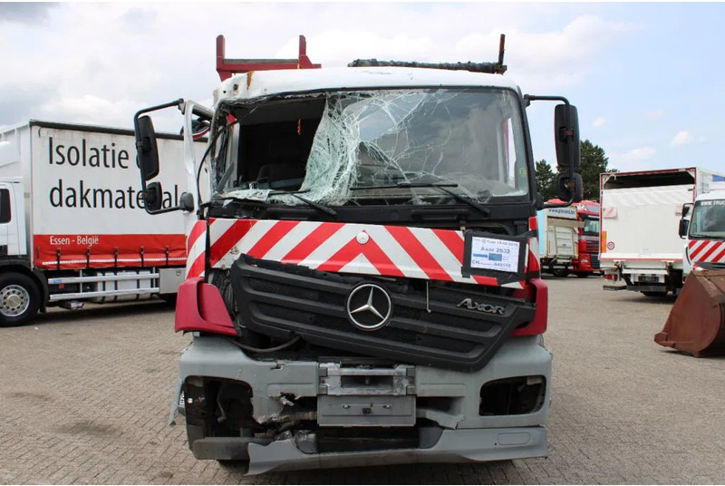 Mercedes-Benz Axor 2633 + HIAB 144 BS 2 HIDUO + 6X2+REMOTE - Автоманипулятор: фото 3 Mercedes-Benz Axor 2633 + HIAB 144 BS 2 HIDUO + 6X2+REMOTE - Автоманипулятор: фото 3